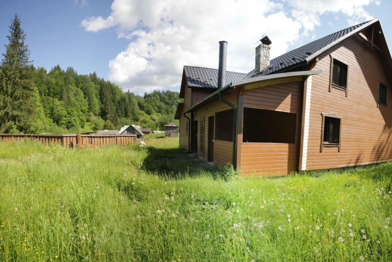 Villa Ozdoba à Verkhovyna Extérieur photo