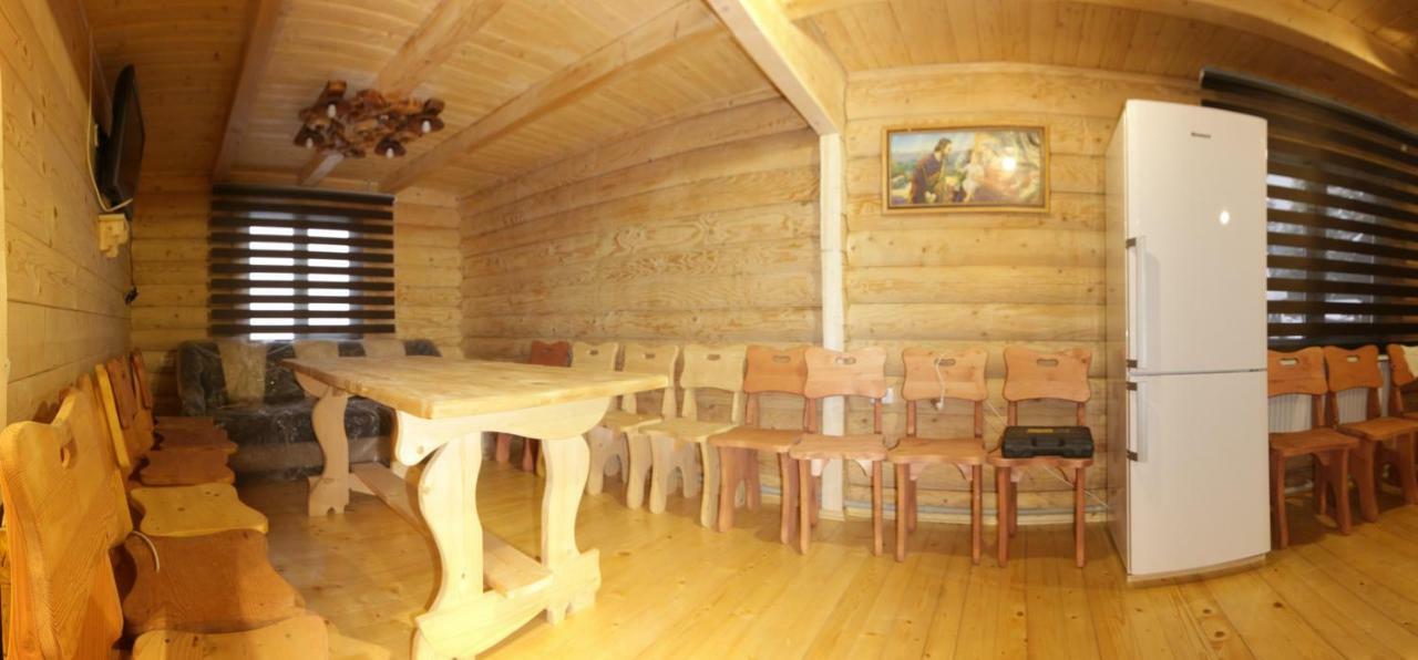 Villa Ozdoba à Verkhovyna Extérieur photo
